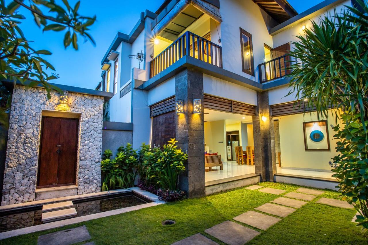 Villa Nadya Seminyak  Exterior photo